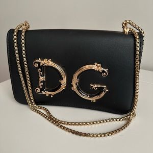 DG black bag